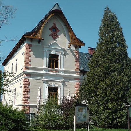 Penzion Vila Machu Kopřivnice Exterior foto