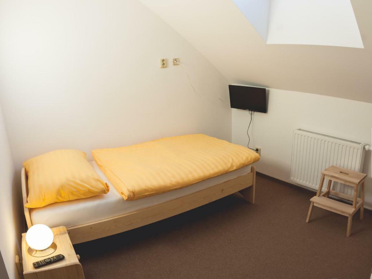 Penzion Vila Machu Kopřivnice Exterior foto