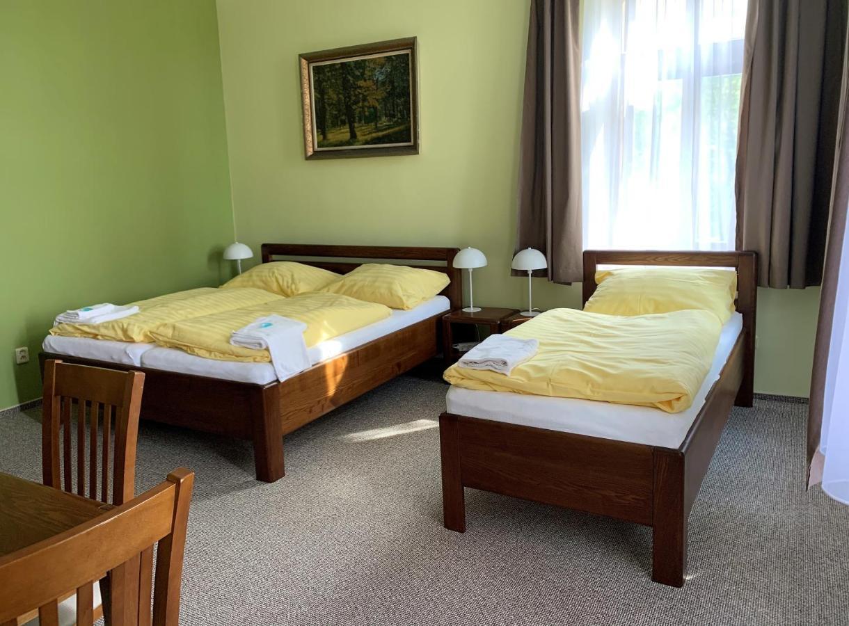 Penzion Vila Machu Kopřivnice Exterior foto